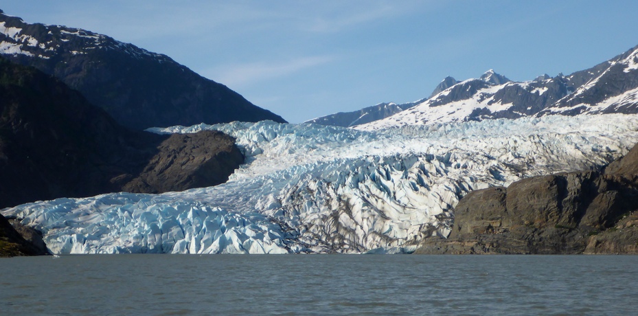 Description: Up close to the glacier 