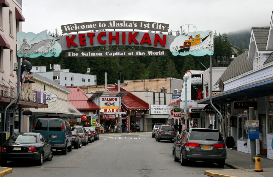 Description: Ketchikan welcome sign